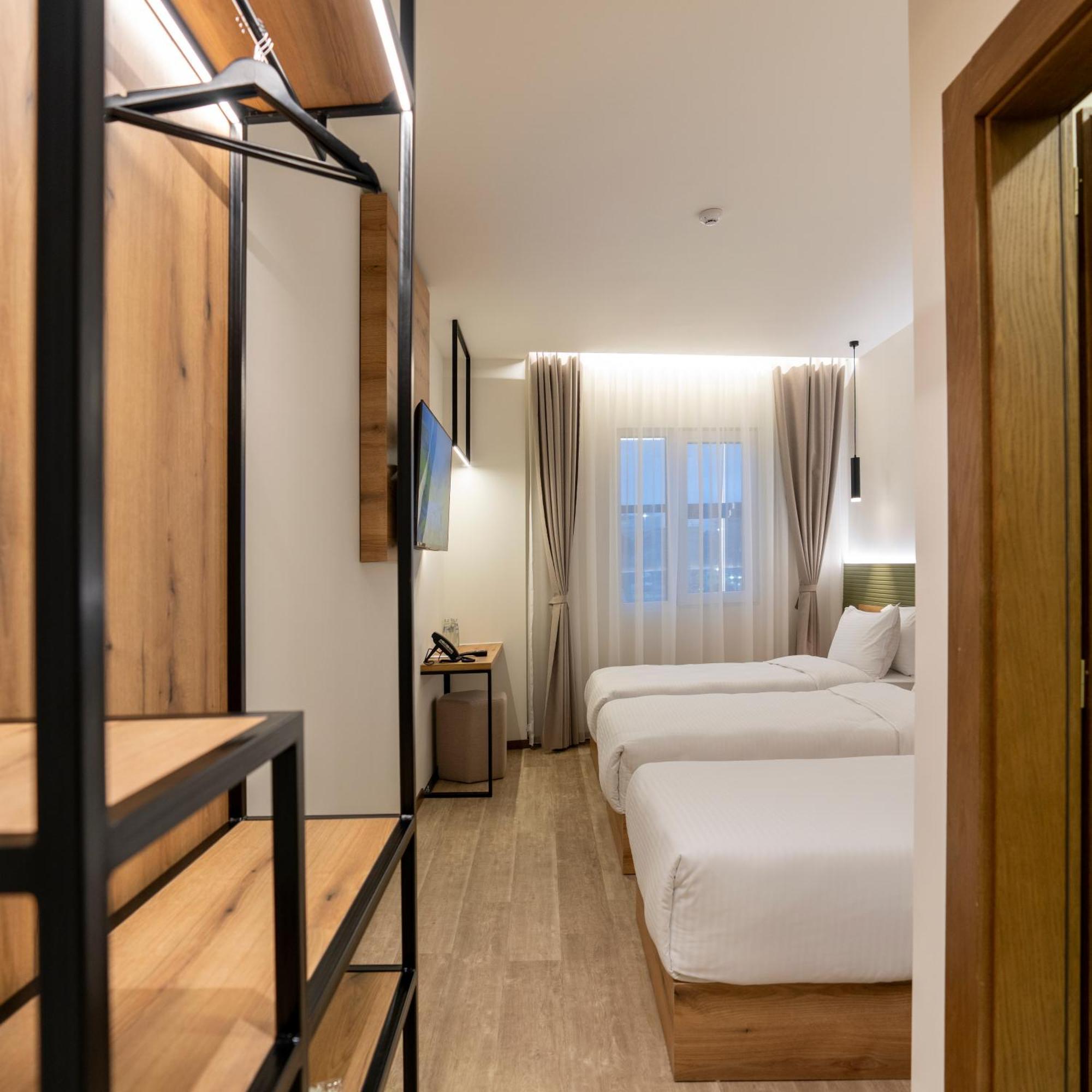 Star Hill Hotel Pristina Kültér fotó