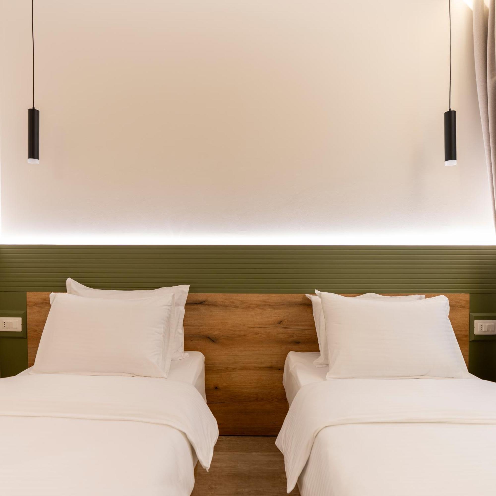 Star Hill Hotel Pristina Kültér fotó
