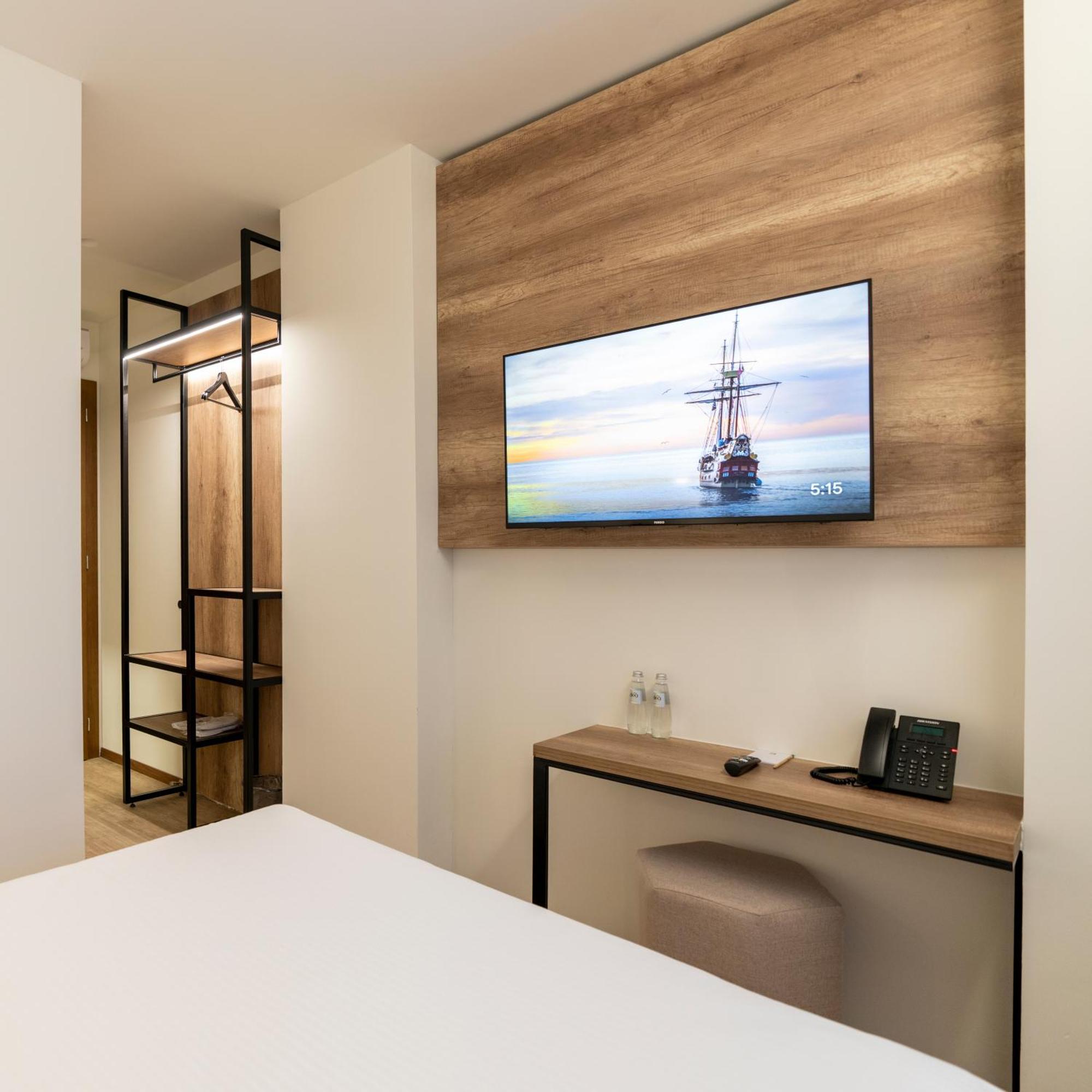 Star Hill Hotel Pristina Kültér fotó