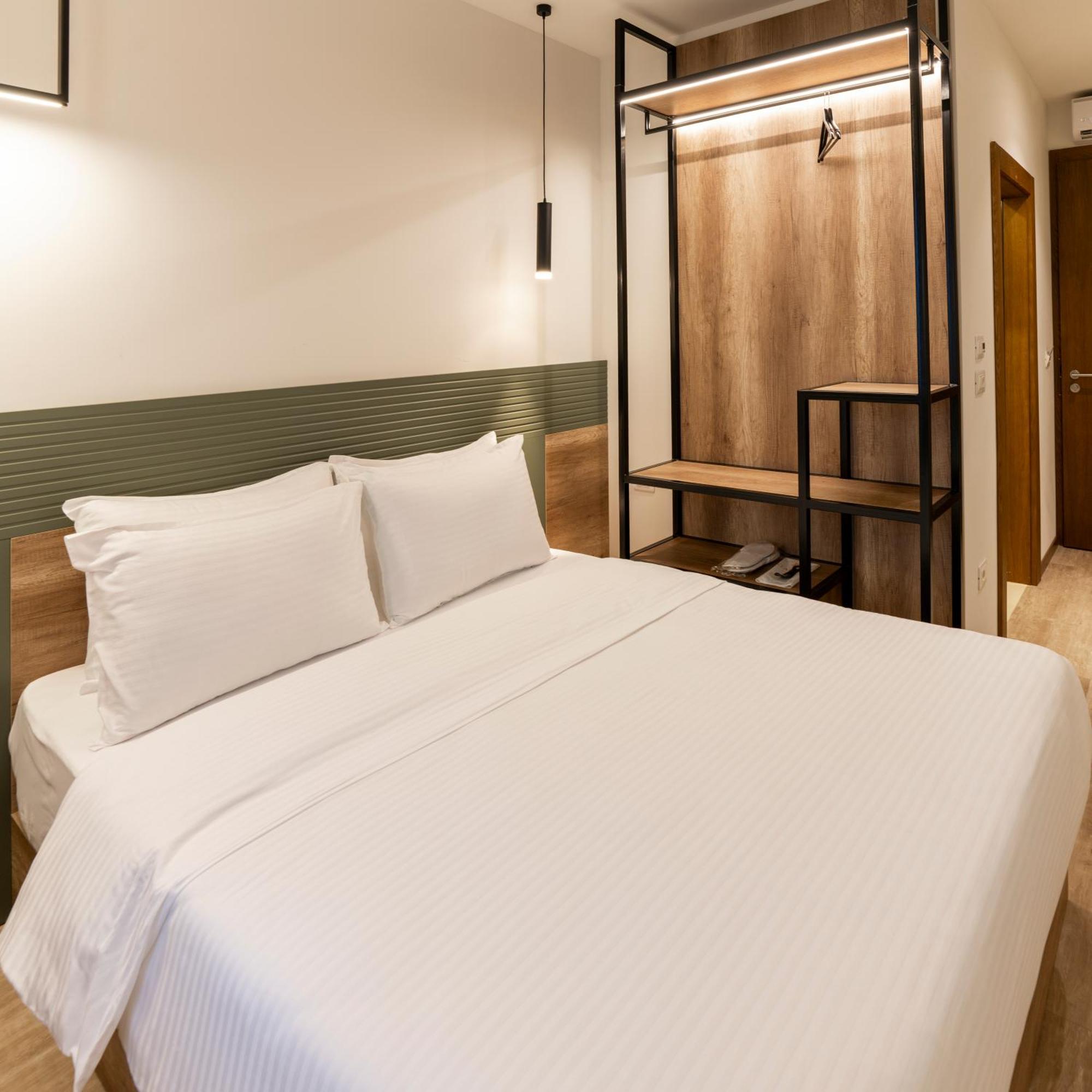 Star Hill Hotel Pristina Kültér fotó